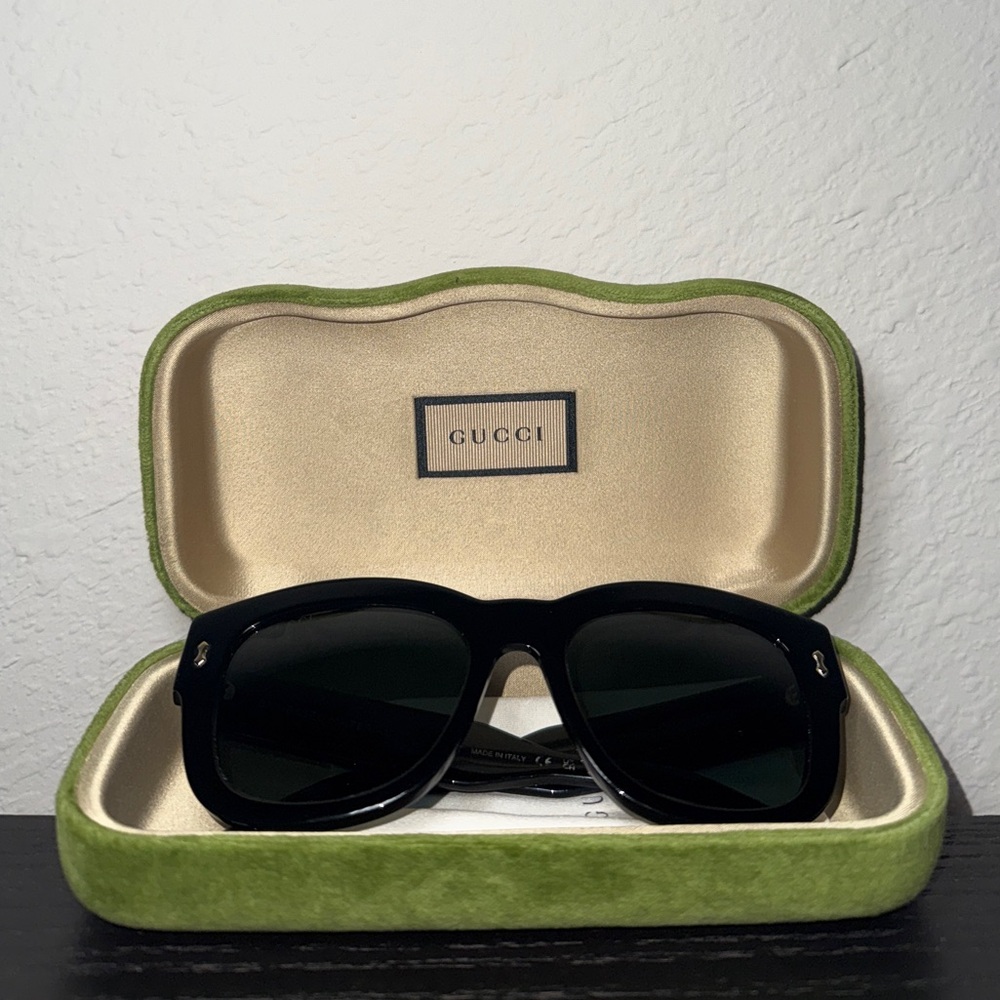 Gucci Black Sunglasses